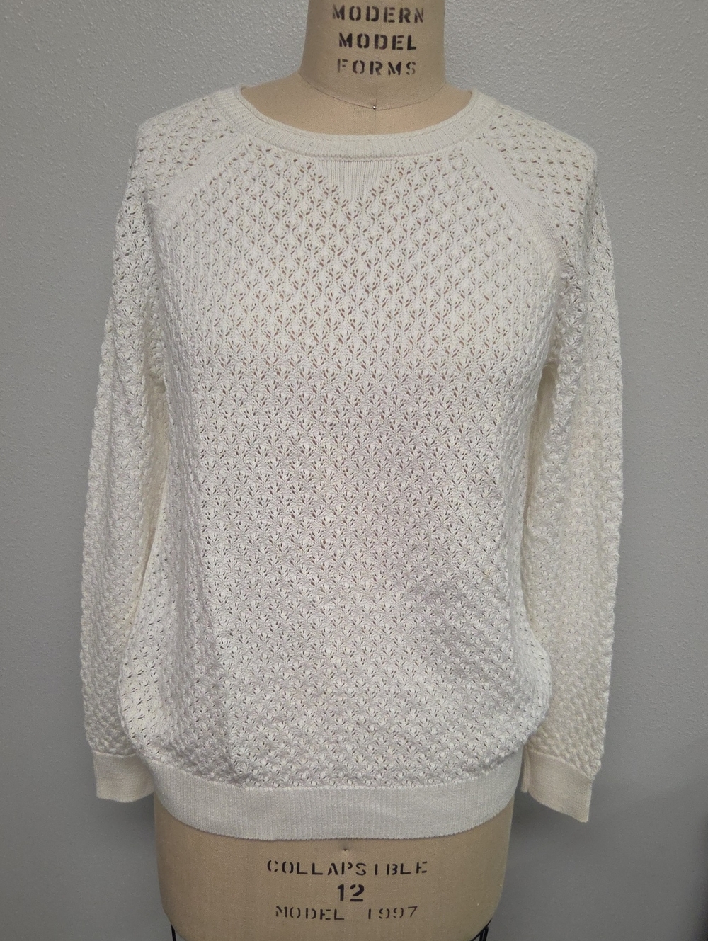 Izod White Open-Knit Crewneck Sweater